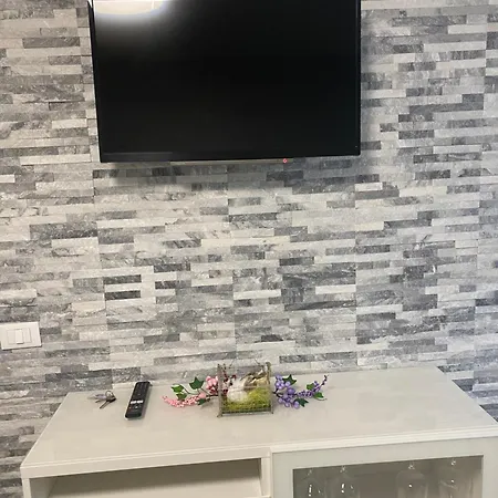 Incantevole 300m Dal Mare ליגננו סביאדורו