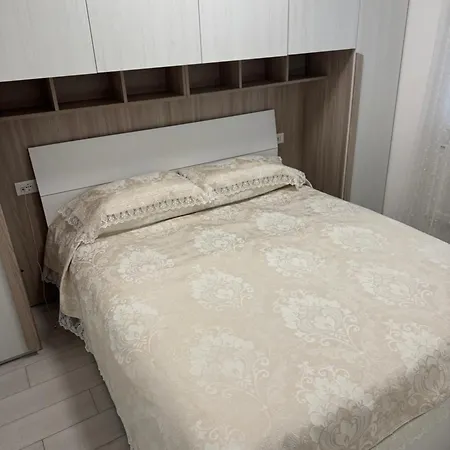 Incantevole 300m Dal Mare Апартаменты *